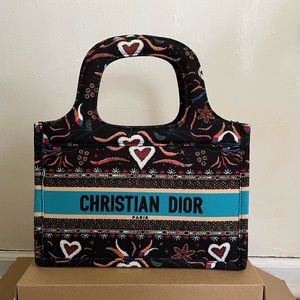 DH gate Dior mini book tote